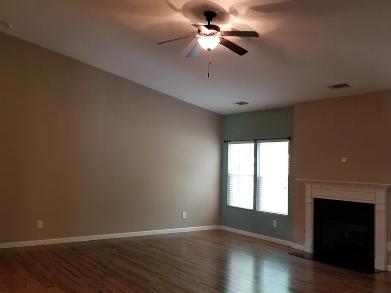 7908 Oakfield Grv — Photo 12