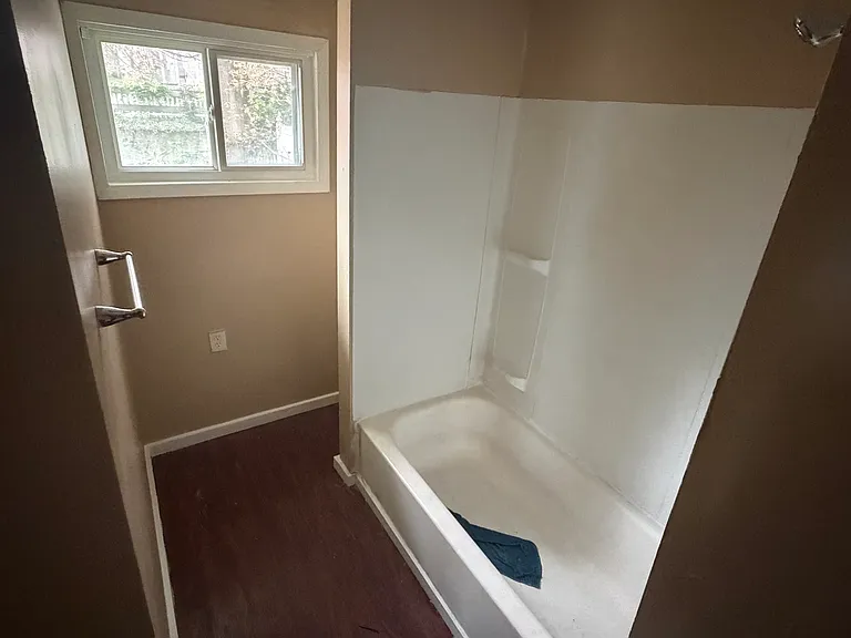 38 Mason St #1 — Photo 11