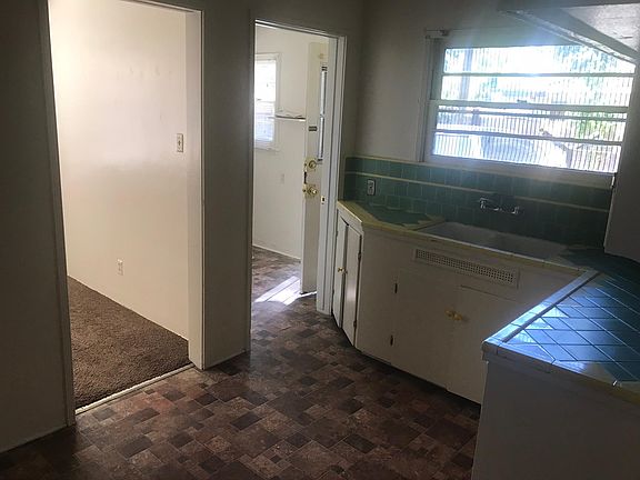 3rd image of 2394 N E St