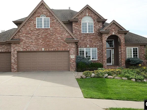 18059 Leavenworth St, Elkhorn, NE 68022