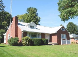 1511 Dunkeith Dr NW, Canton, OH 44708
