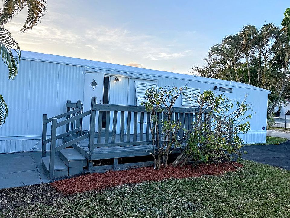 1st image of 4791 SW 82nd Ave #38