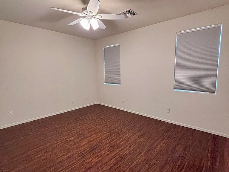 5606 W Saint Anne Ave — Photo 26