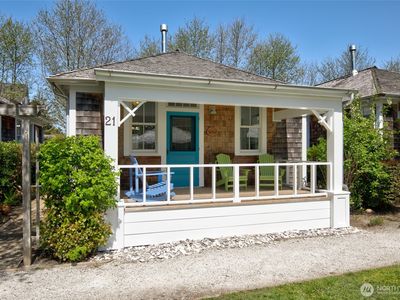 21 Foxglove Lane, Pacific Beach, WA, 98571