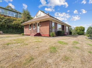 3711 Duane St, Astoria, OR 97103