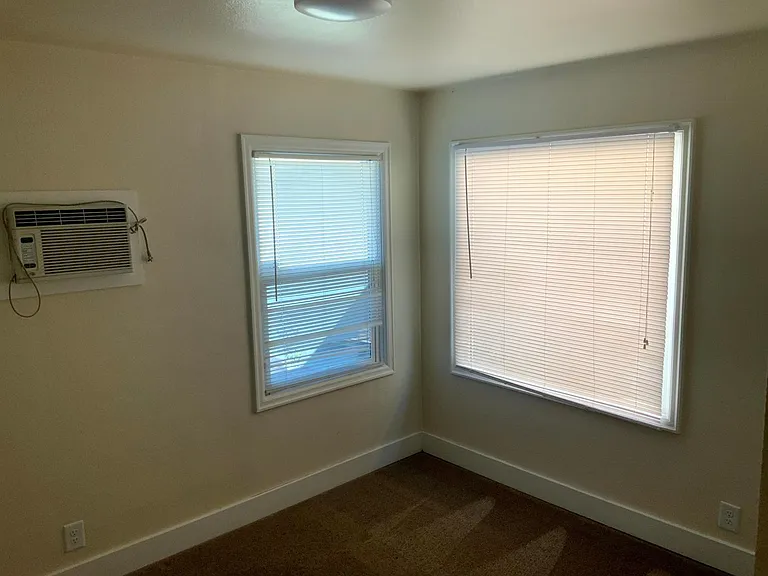 1846 Pearl St — Photo 10