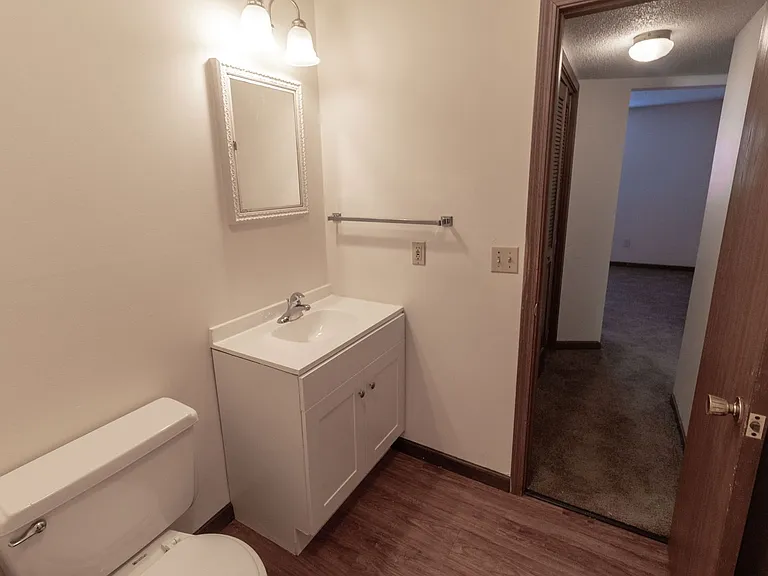 420 N East Park Ln — Photo 19