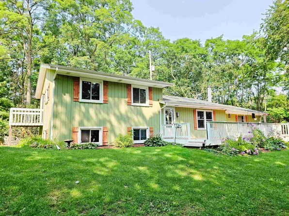 W249S5185 Glendale Rd, Waukesha, WI 53189