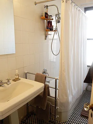 Rented by Rachel Realty | media 16