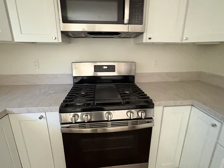 601 Grand Ave #O — Photo 4