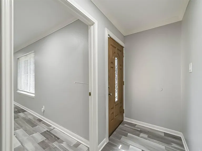10999 Fairland Dr — Photo 8