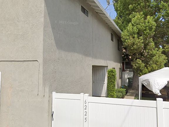 5th image of 6223-6225 Comstock Ave
