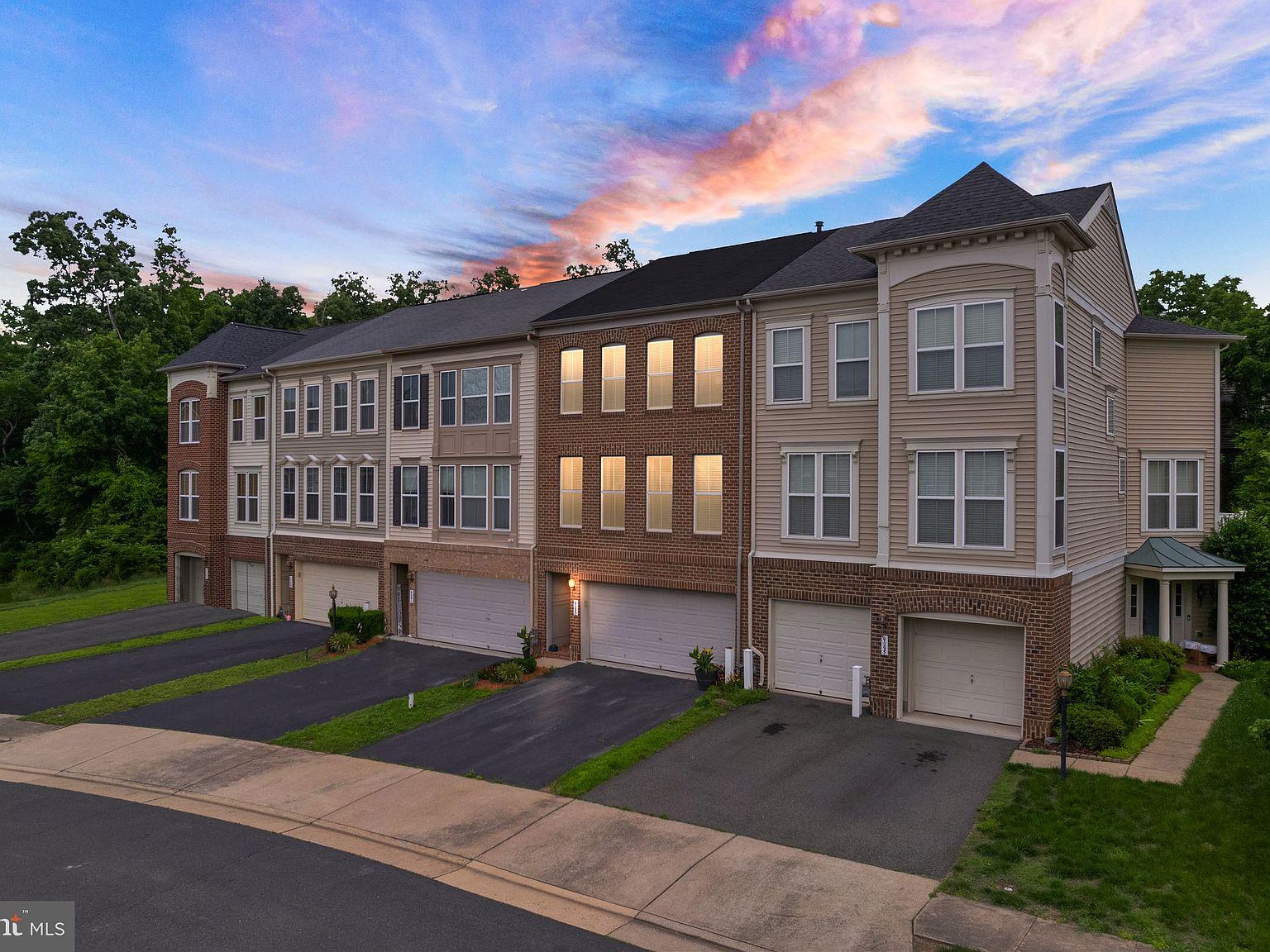 9093 Ribbon Falls Loop, Bristow, VA 20136 Zillow