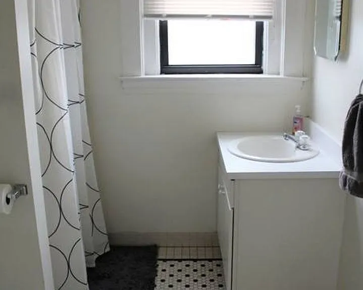 2331 E Carson St — Photo 15