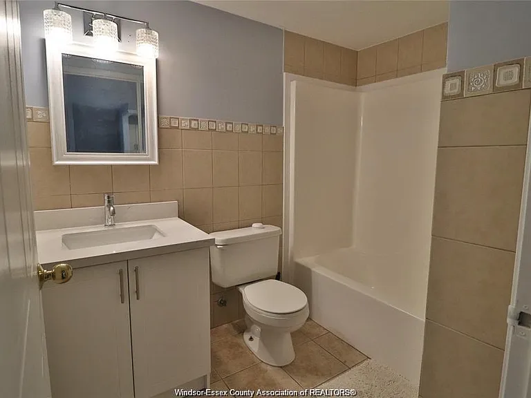 3000 Sandwich St #201 — Photo 21