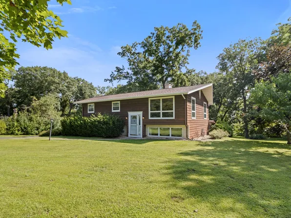 158 King Lake Rd, Brooklyn, WI 53521