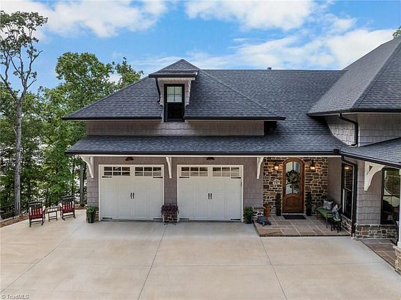 5th image of 1818 Rocky Cove Ln