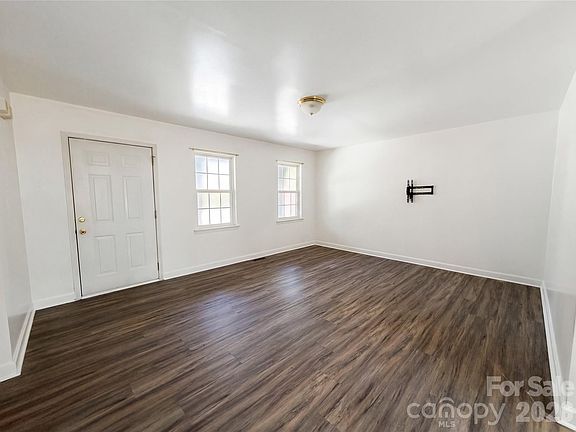 2nd image of 123 Melody Ct