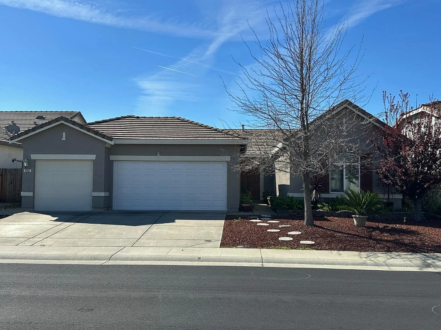 2362 Dunsley Cir photo 1