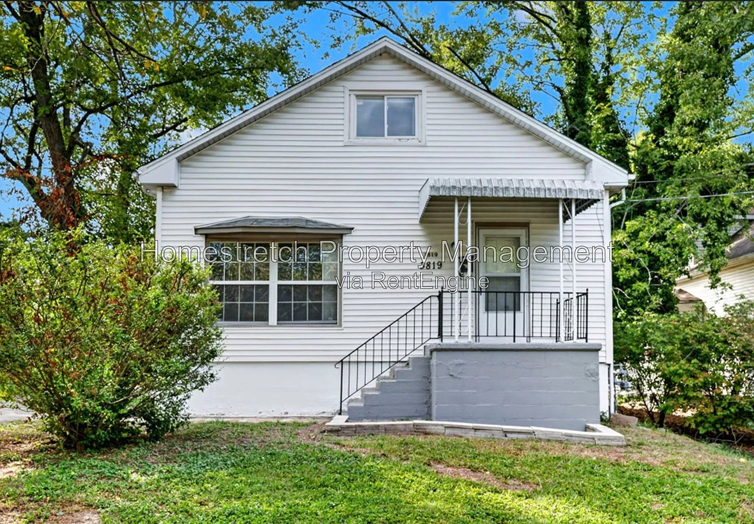 3 bed, 1.0 bath, 1030 sqft, $1,350 — Photo 1