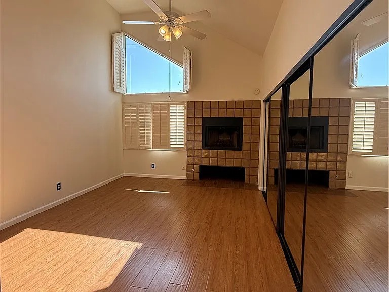 5841 Etiwanda Ave — Photo 12