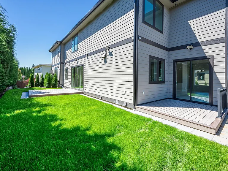 13188 SE 45th Ct — Photo 38