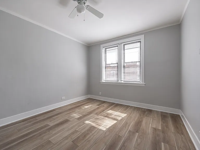 6148 N Francisco Ave — Photo 31