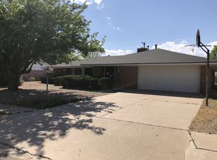 700 Cobean Dr, Roswell, NM 88201