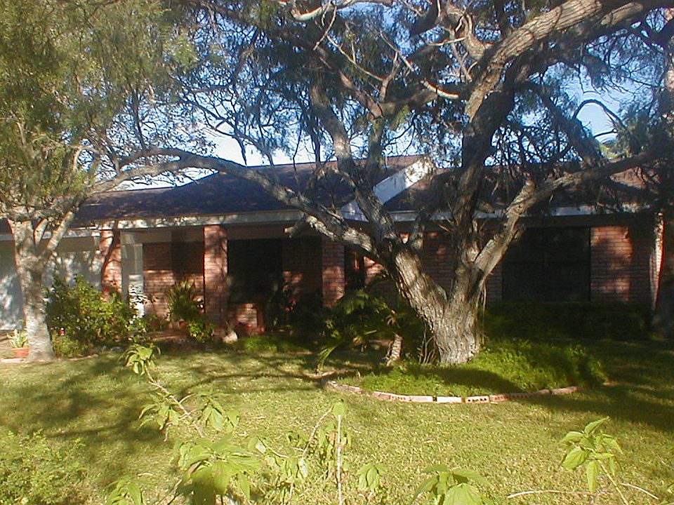 1st image of 908 Ebony Ln