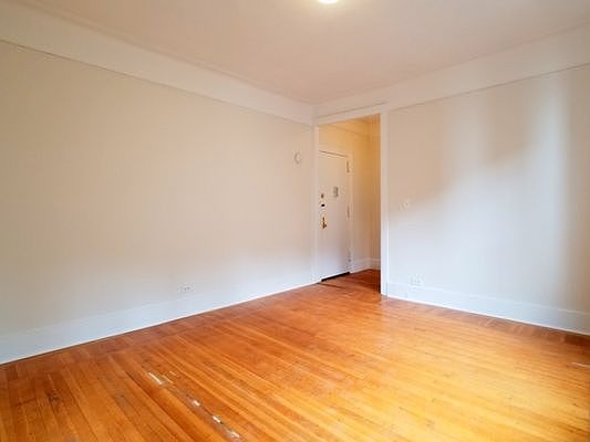 5th image of 138 Haven Ave APT 21A