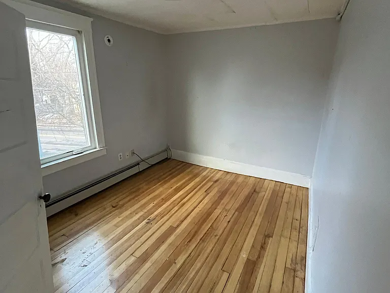 130 Elm St #5 — Photo 2