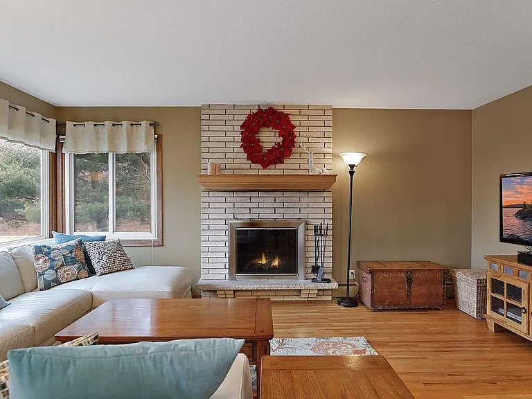1312 Woodhill Cir — Photo 5