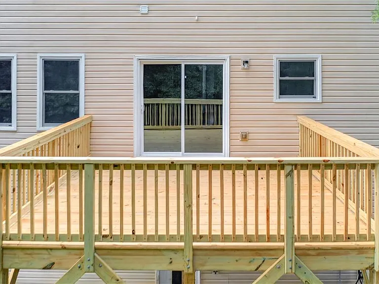 4554 Darrowby Dr — Photo 15