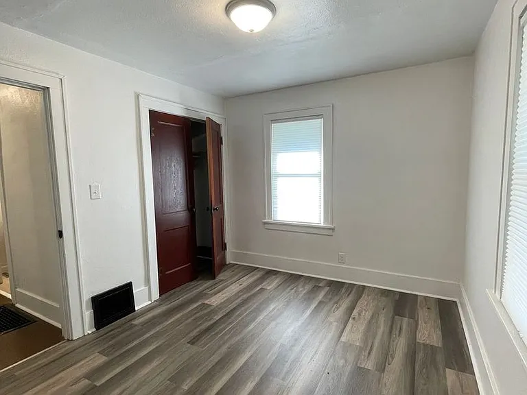 2805 Kossuth St — Photo 19