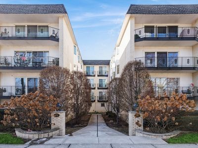 701 Ridge Rd APT 3A, Wilmette, IL, 60091