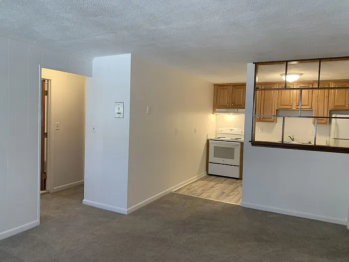 2 bed, 1.0 bath, 780 sqft, $2,100 — Photo 3