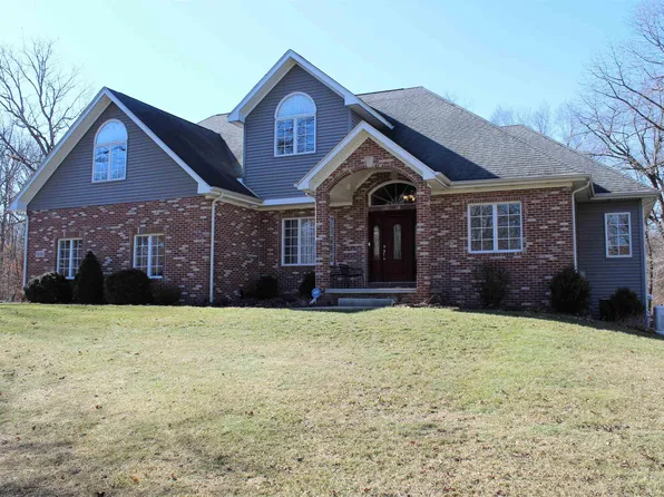 10486 Whispering Woods Ct, Demotte, IN 46310