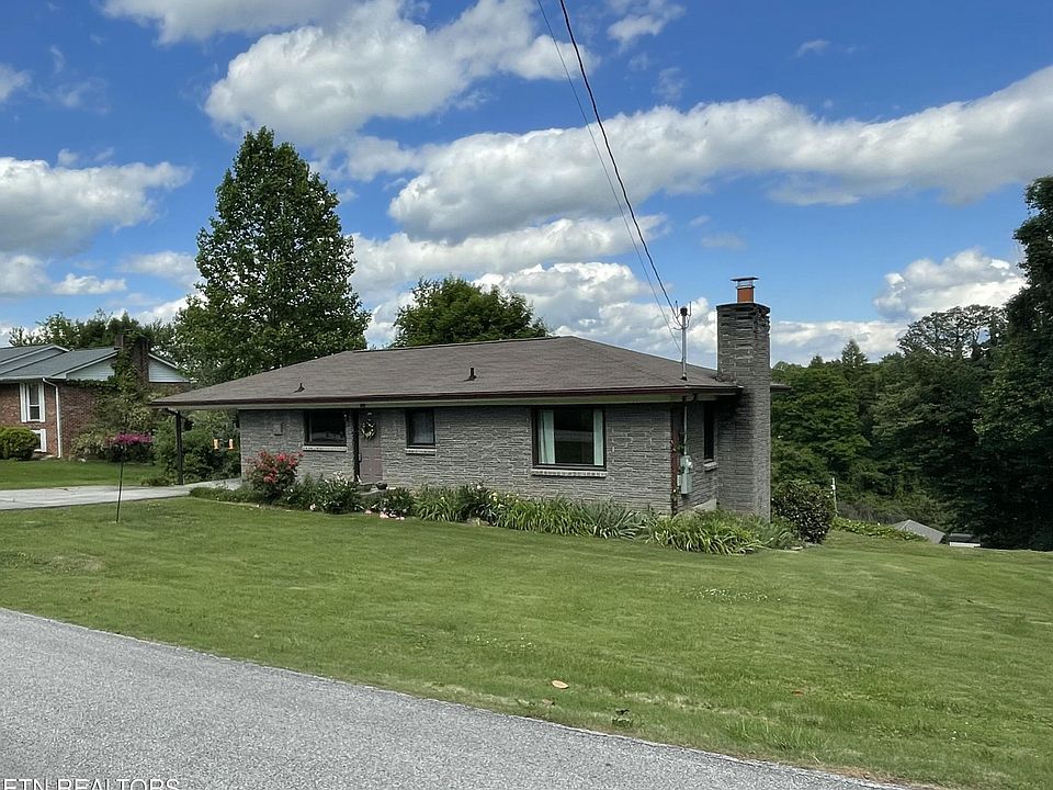 1st image of 826 Patton Ferry Rd