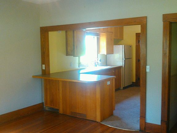 5th image of 2480 Buck Creek Ave