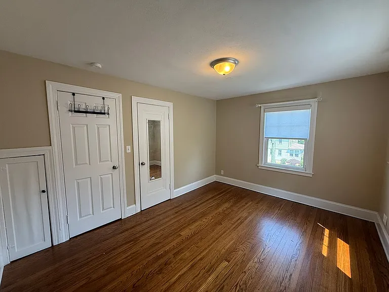 503 Commonwealth Ave — Photo 11