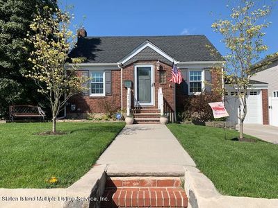 358 Giffords Ln, Staten Island, NY, 10308
