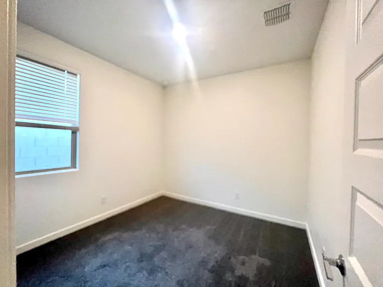 9214 W Roma Ave — Photo 14