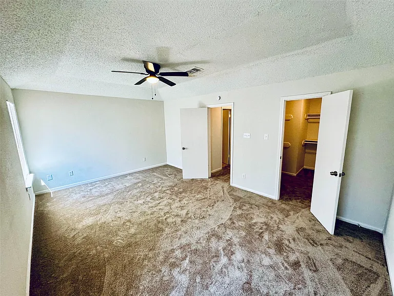 5810 Twisted Pine Ct #C — Photo 17