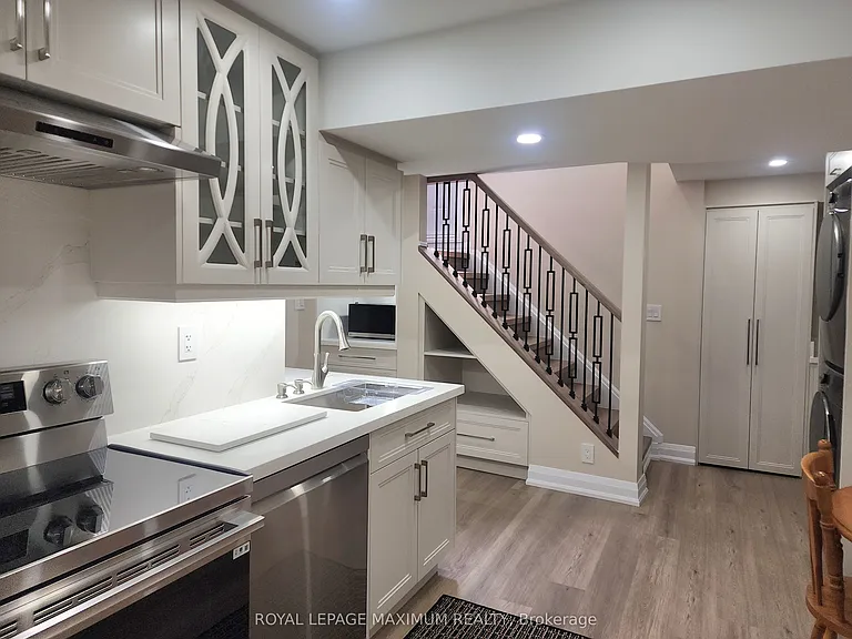 87 Breeze Dr — Photo 13