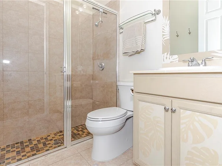 5104 Salerno St — Photo 22
