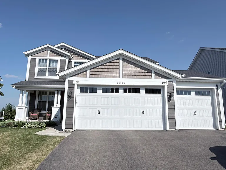 4809 Stable View Dr — Photo 2