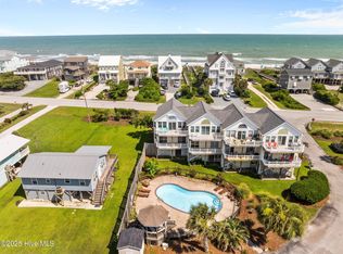 104 Calinda Cay Ct, North Topsail Beach, NC 28460