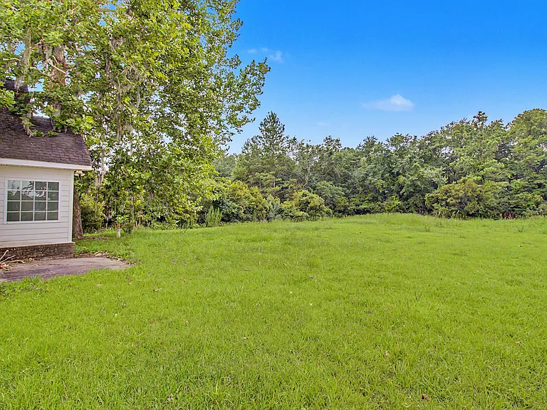 158 Ashley Ln NE — Photo 35