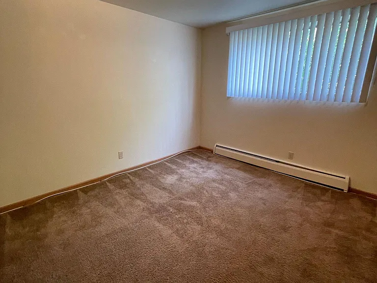 2517 N Garfield Ave — Photo 10