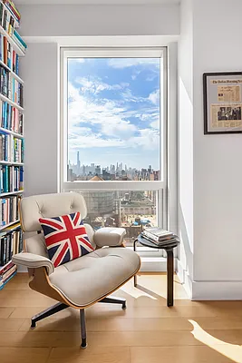 Sold by Compass | media 10